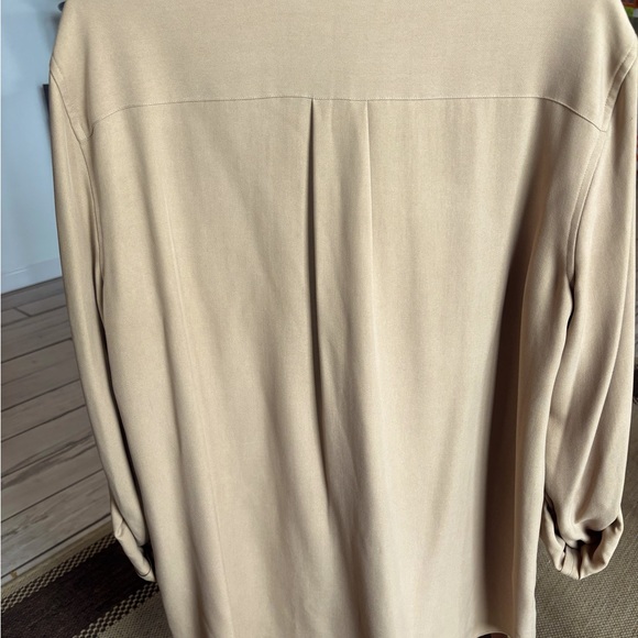 Ralph Lauren silk button down tunic. Tan color size large - Picture 4 of 7